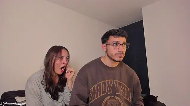 alphaandmuse online show from May 19, 3:57 am