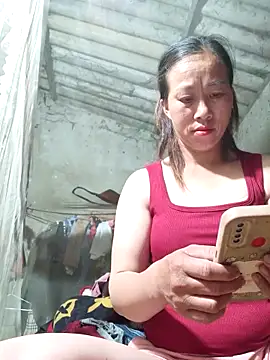 jangcute11 online show from April 12, 9:50 pm