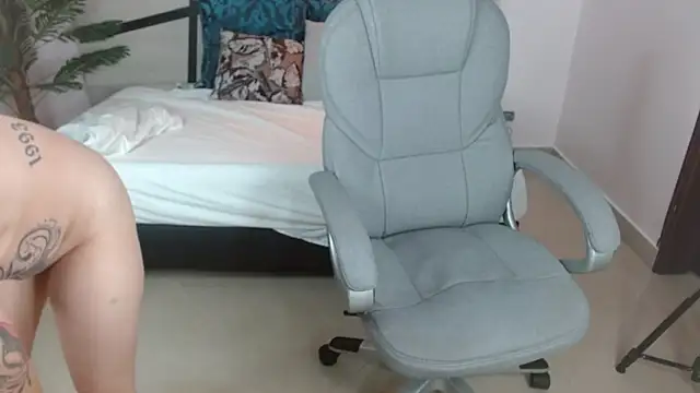 Anne blake online show from April 1, 1:41 pm