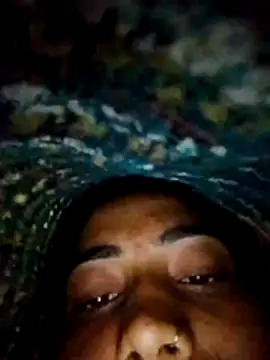 wifedesi7050 online show from April 25, 7:44 am