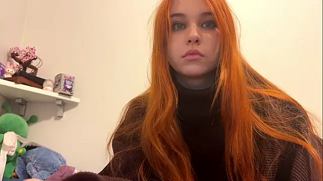 LolaBun online show from March 3, 7:42 pm