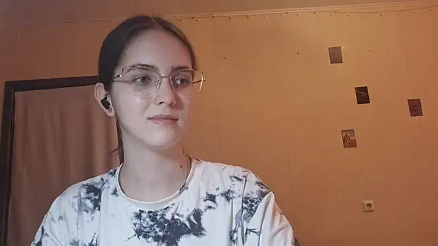 Katelemon online show from July 17, 9:35 am