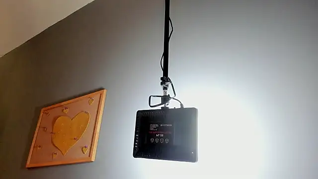 cailing  online show from March 27, 11:00 am