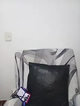 Ana  arms online show from July 18, 3:43 am