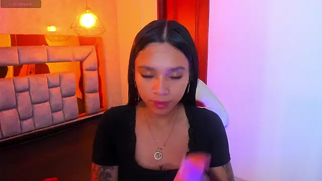 miiaboss  online show from April 1, 11:33 am