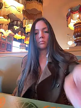 HiddenHalo1 online show from March 4, 1:07 pm