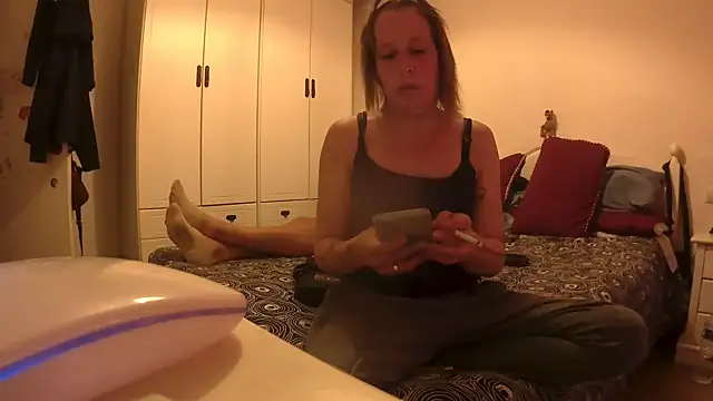 Gatitamiau40 online show from April 19, 1:00 pm