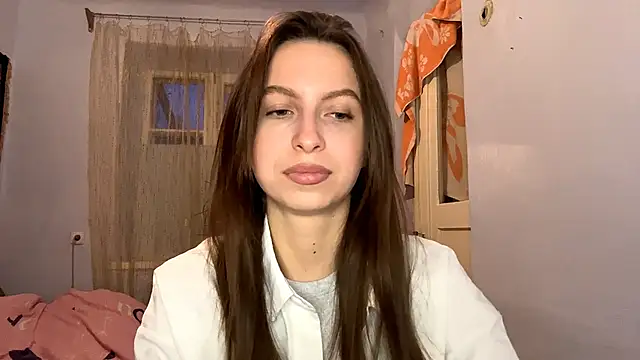 Lianacutesoules online show from February 25, 4:05 pm