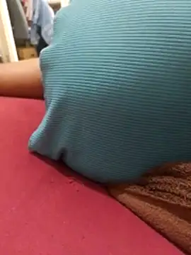 Lilo1323 online show from February 22, 11:38 pm