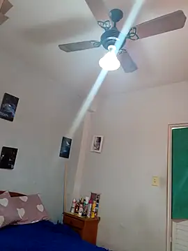 Noeruiz9 online show from April 21, 6:26 pm