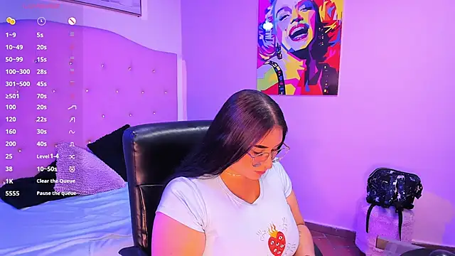 sienna cavalli online show from March 24, 1:05 pm