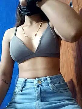 Sexy aakansha online show from June 2, 6:36 am