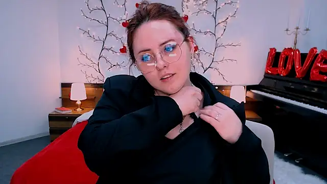 Hennessy bunny online show from March 16, 5:44 am