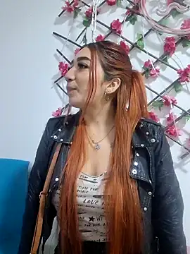 SerenaFoxx  online show from February 28, 3:39 am