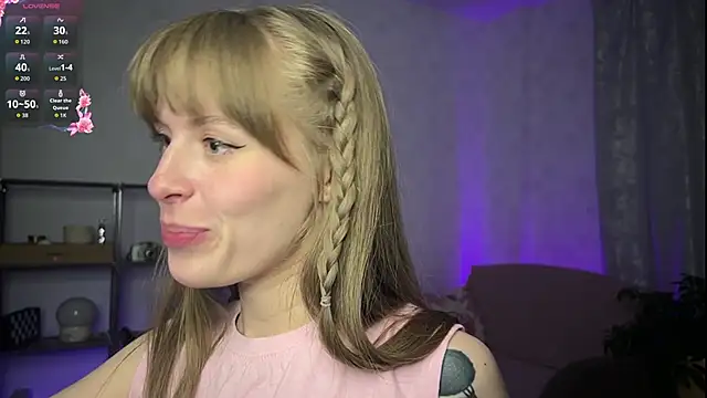 RosaMoore online show from April 25, 2:58 pm