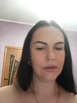 AmyLove471 online show from April 4, 6:29 pm