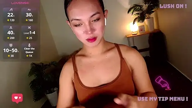 SofiaaLoove699 online show from June 24, 3:33 pm