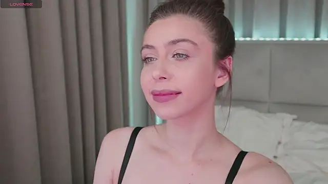 Nikalettaa online show from April 24, 10:45 pm