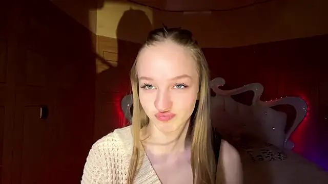 Anika Socutehe online show from March 13, 4:19 pm