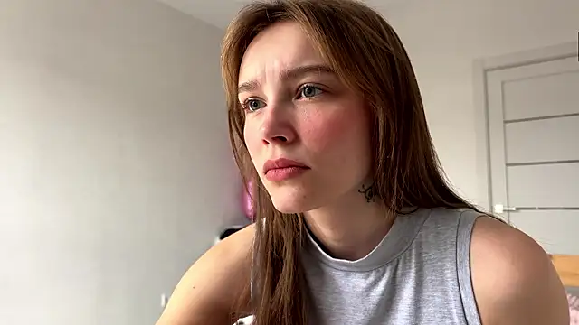 Lolatatee online show from March 30, 5:51 am