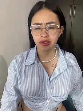 Anni Rose online show from April 9, 9:04 am