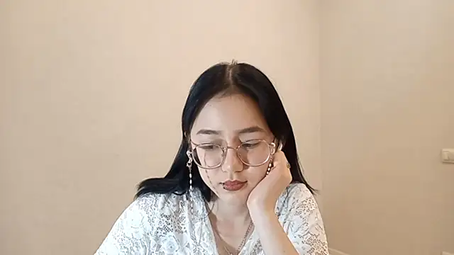 SolvedGlobe online show from April 15, 7:58 pm