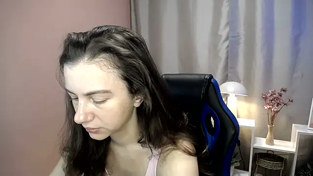MistyBree online show from July 20, 8:06 am