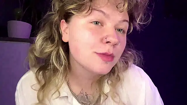 YoungAlina online show from July 14, 10:47 pm
