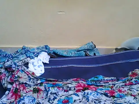 Sweet aura01 online show from April 12, 9:01 am