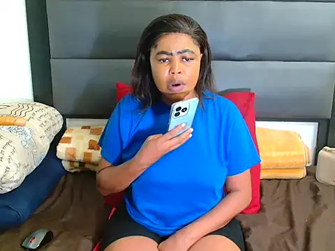 SpicyKittyxxx online show from April 1, 1:41 pm