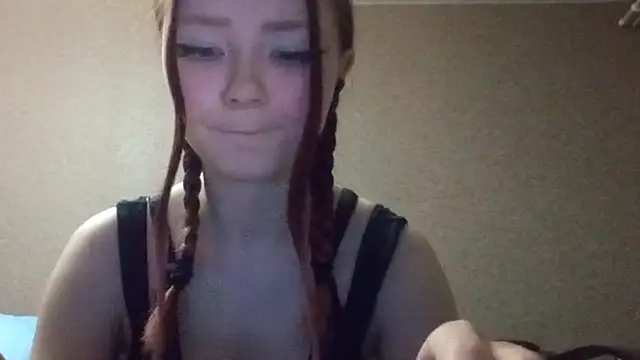 velyraxis online show from April 7, 6:43 pm