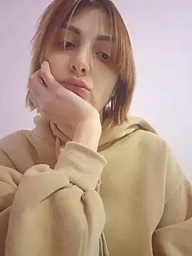 EllaSolar online show from March 5, 6:04 pm