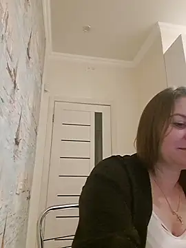 LaraHarper online show from March 29, 9:25 pm