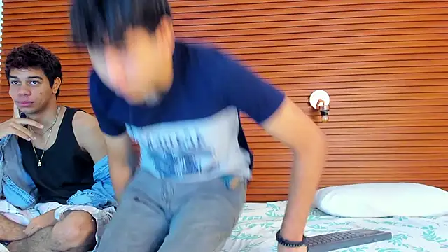 peakk twiinns online show from March 5, 11:17 am