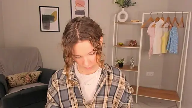 Keily Nimmnez online show from March 13, 1:23 pm