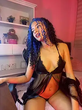 Franchezcaa  online show from March 7, 2:13 pm