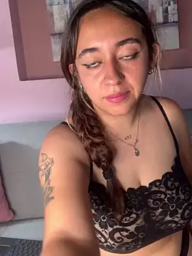 Im Luuu online show from March 17, 1:37 pm