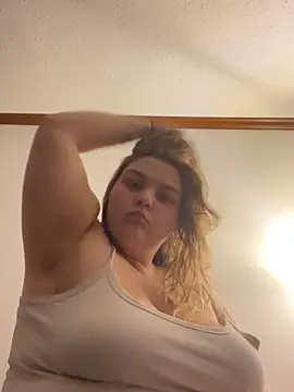 bbwnikki69 online show from March 13, 4:14 am