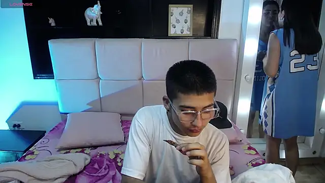  chloe 1 online show from April 14, 3:06 am