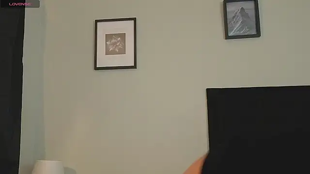 LyriaDiamond  online show from April 30, 7:41 pm