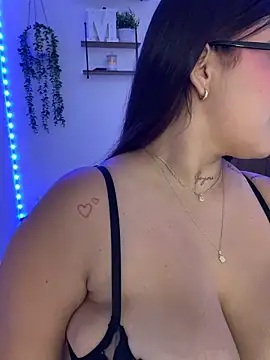 michellesexxxy3 online show from June 3, 3:51 am