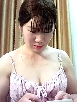 Bondgirl 9 online show from May 10, 5:37 pm
