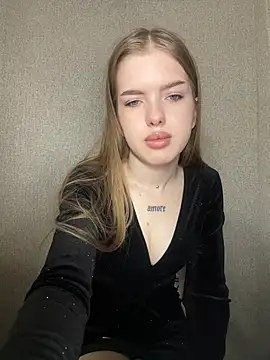 KayShaw online show from March 10, 5:00 am