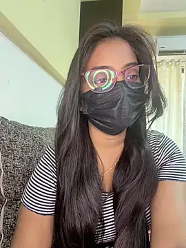 nikki catz online show from April 5, 5:28 am