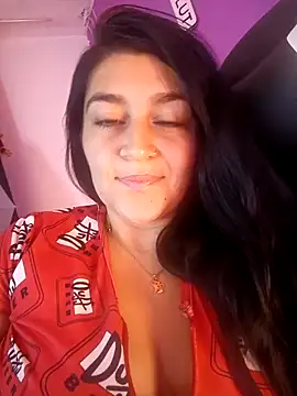 sckarlet1 online show from March 25, 5:00 am