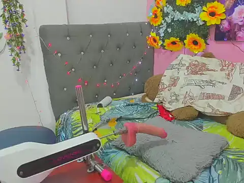 Sexy liz 1 online show from March 24, 3:17 pm