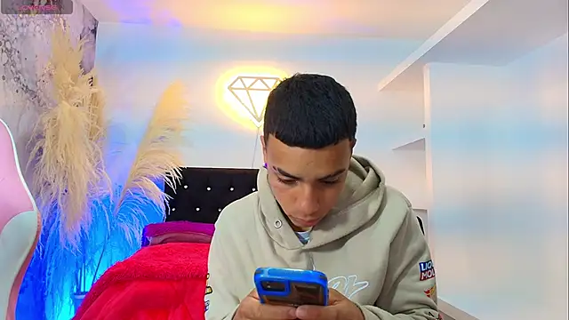 Ariatna Andy online show from April 18, 8:42 pm