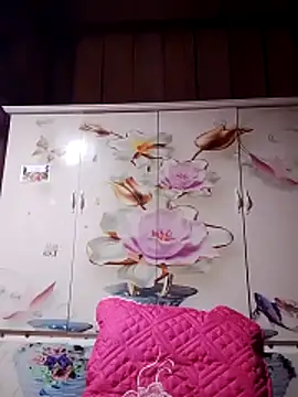 Sky-rain98 online show from April 3, 3:43 pm