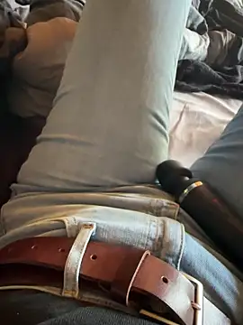 aleexii s online show from March 6, 1:17 pm