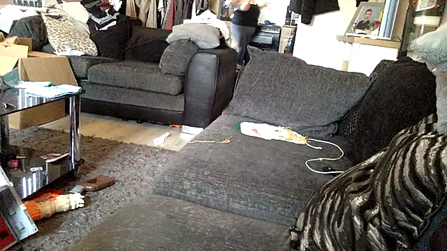 CurvyCatx online show from March 12, 9:23 am